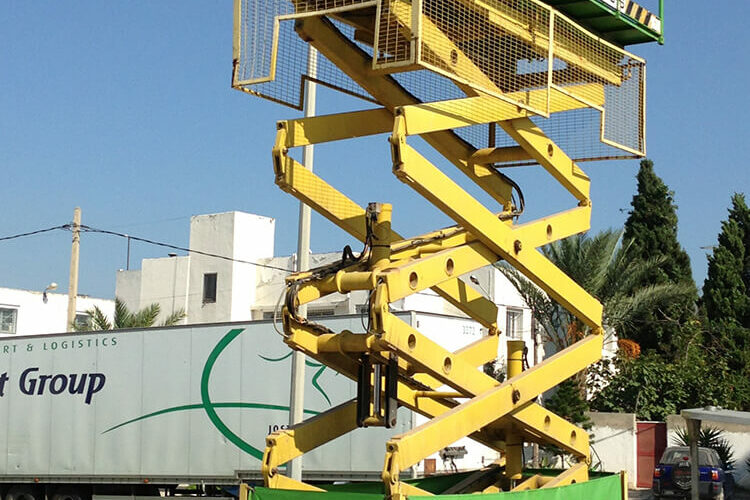 Nacelle à ciseau diesel - 14 mètres