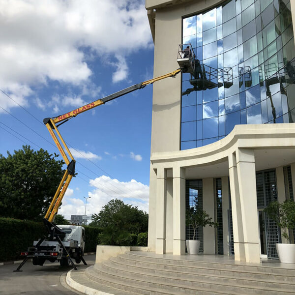 Nacelle sur camion -22 mètres